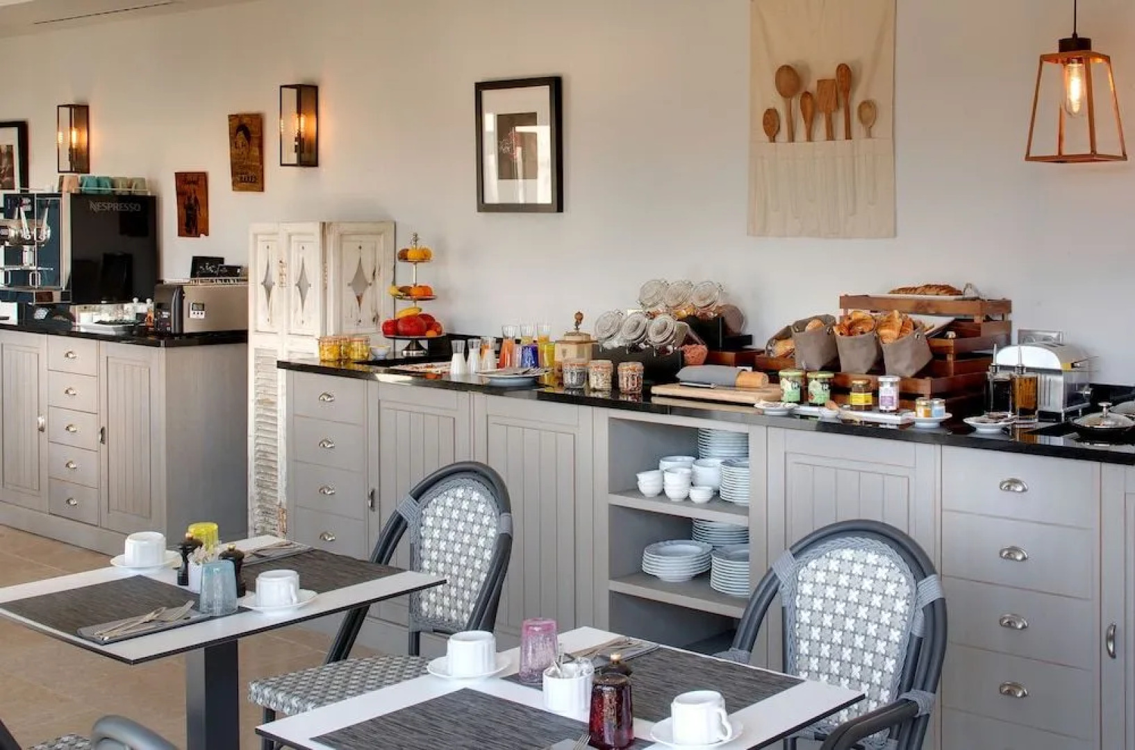 Inter-Hotel Le Domaine Du Jas