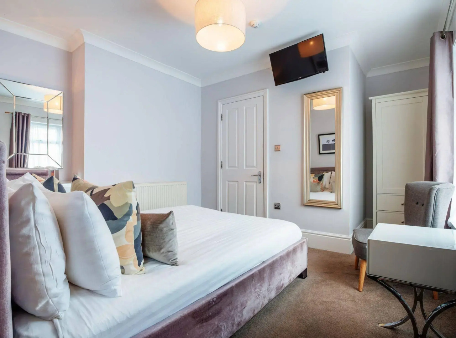 Florence House Hotel & Restaurant