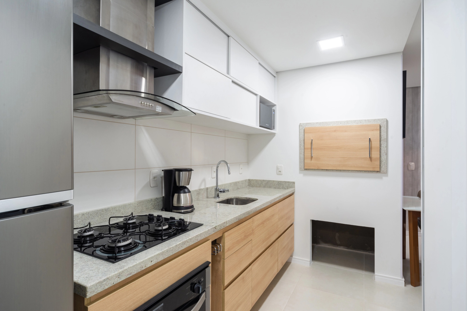 Novíssimo apto de 2 quartos no centro de Gramado