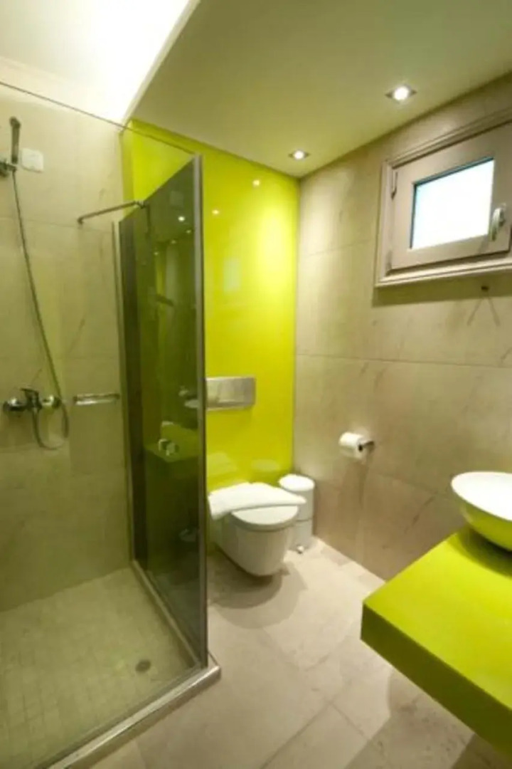 Louloudis Fresh Studios