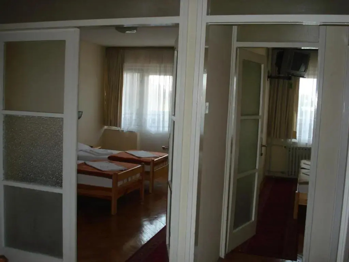 Rooms Bijela Ruža