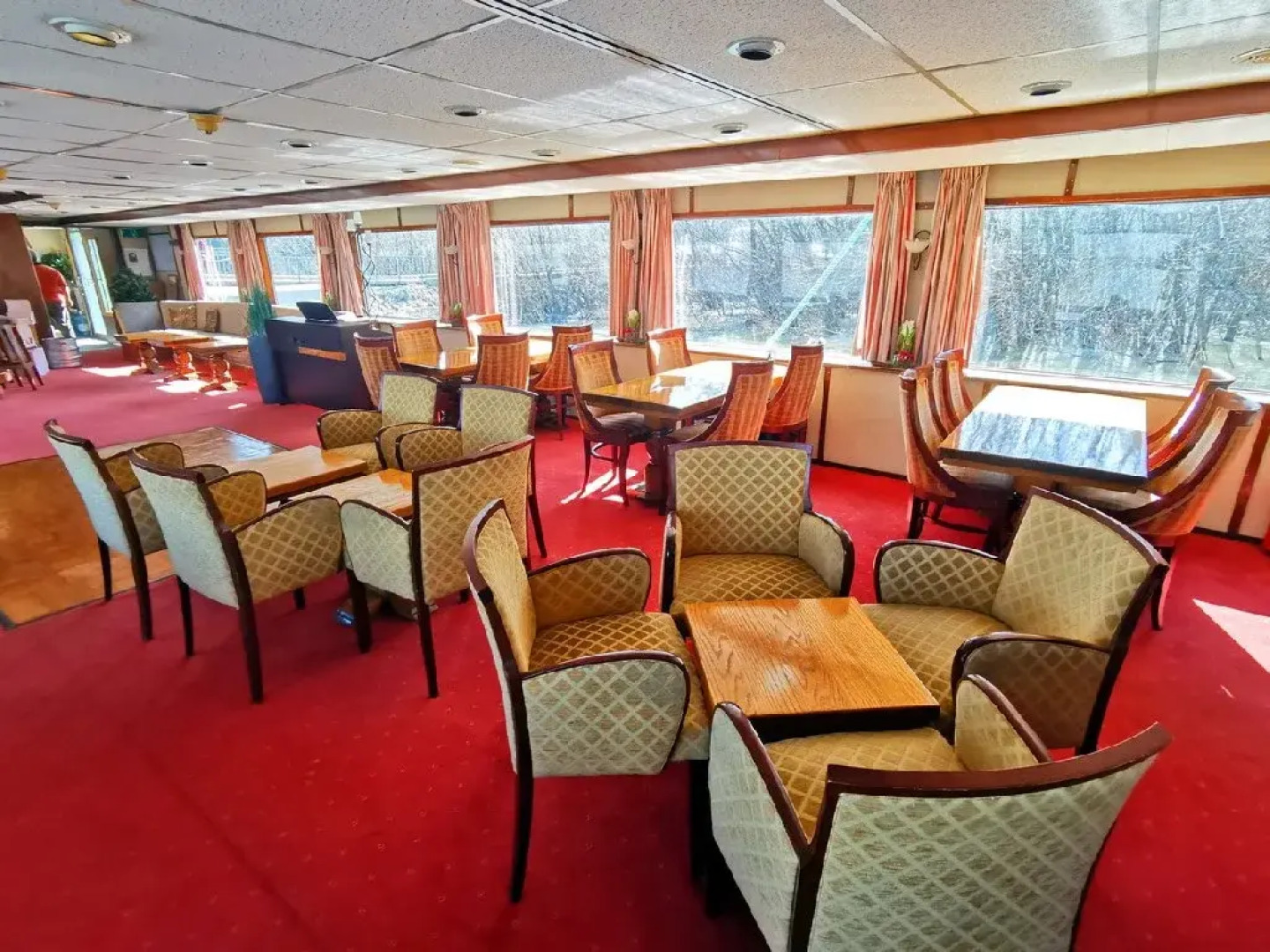 MS DIANA - Nava de croaziera pe Dunare