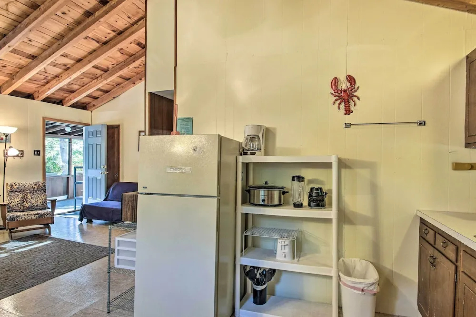 'the Den' Raymond Home w/ 200 Feet of Sandy Beach!