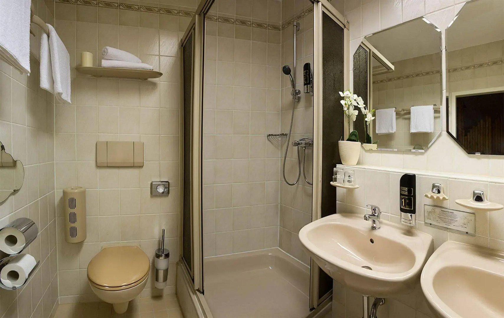 W22 Hotel am Kurfürstendamm