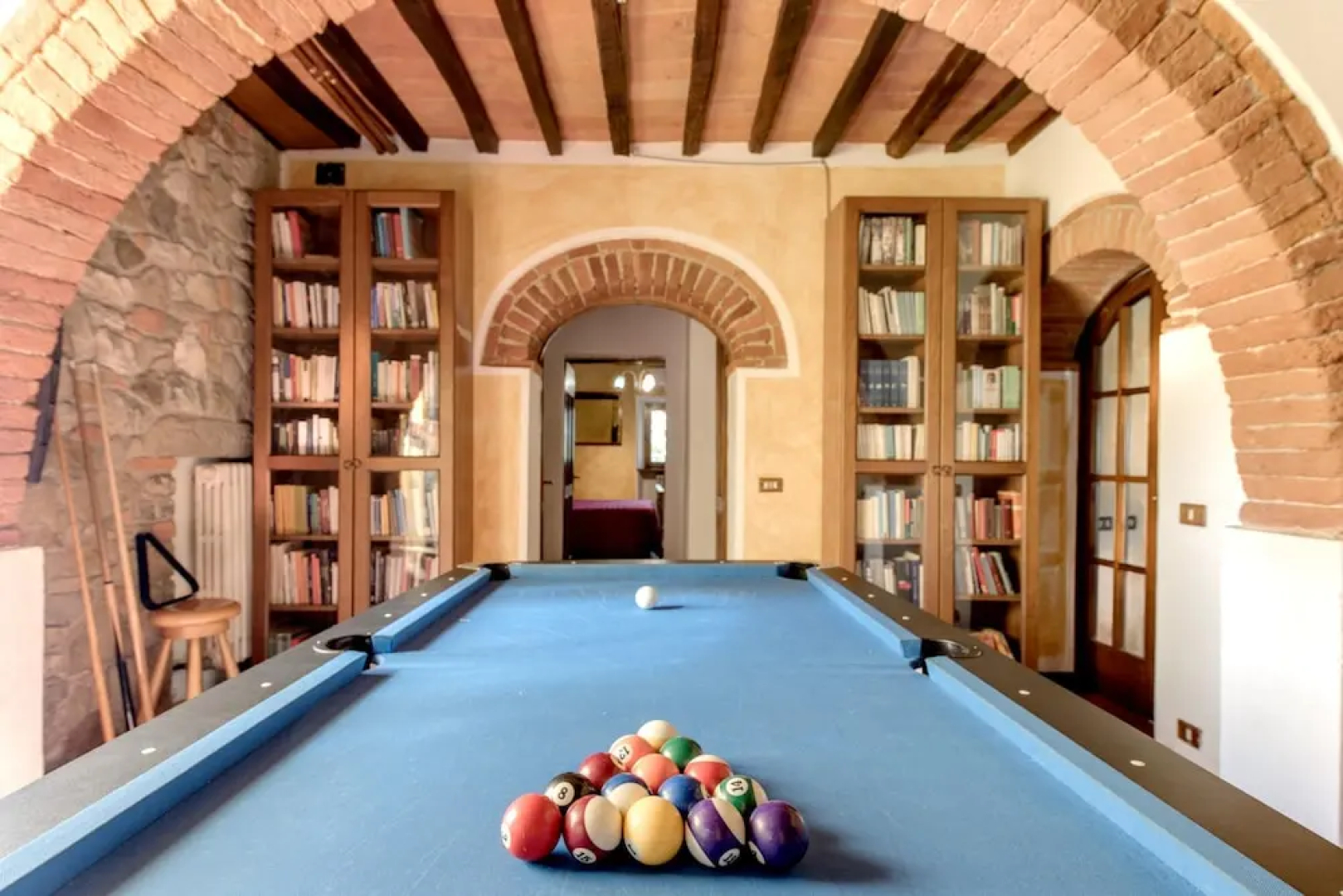 Villa With 9 Bedrooms in Sinalunga, With Wonderful Mountain View, Private Pool, Enclosed Garden