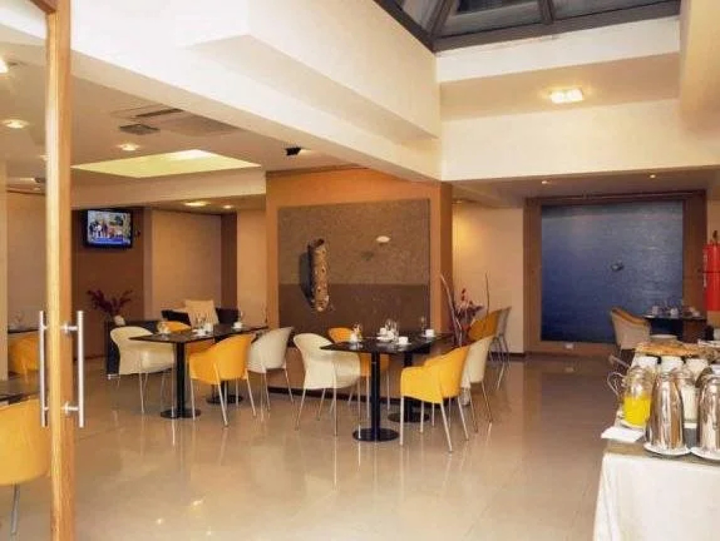 Del Bono Suites Art Hotel