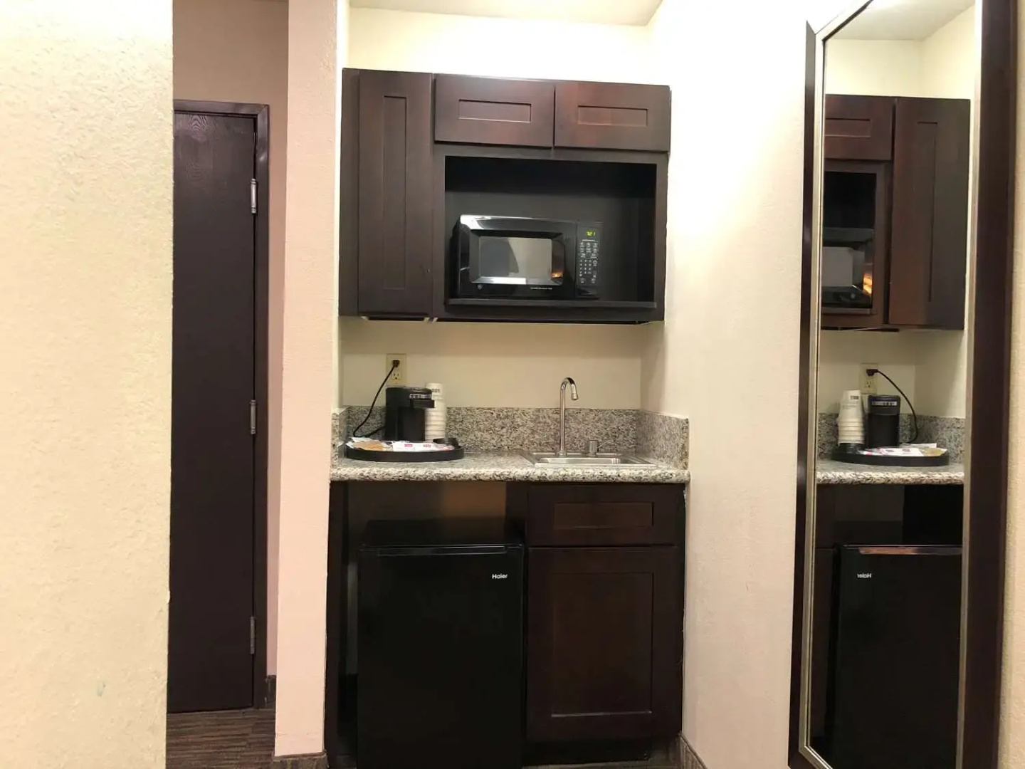 Best Western Plus Coldwater Hotel