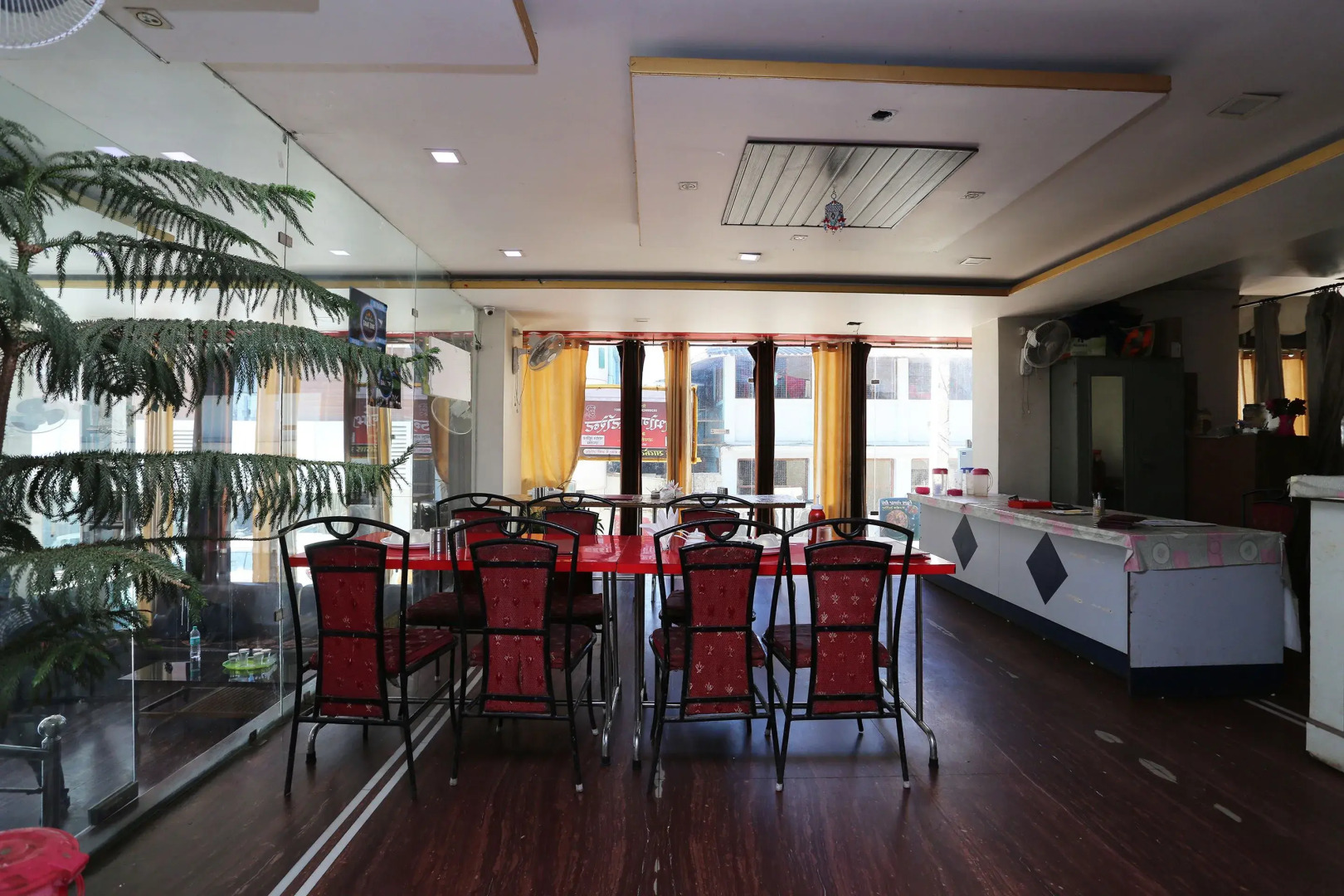 OYO 7828 Hotel Saket