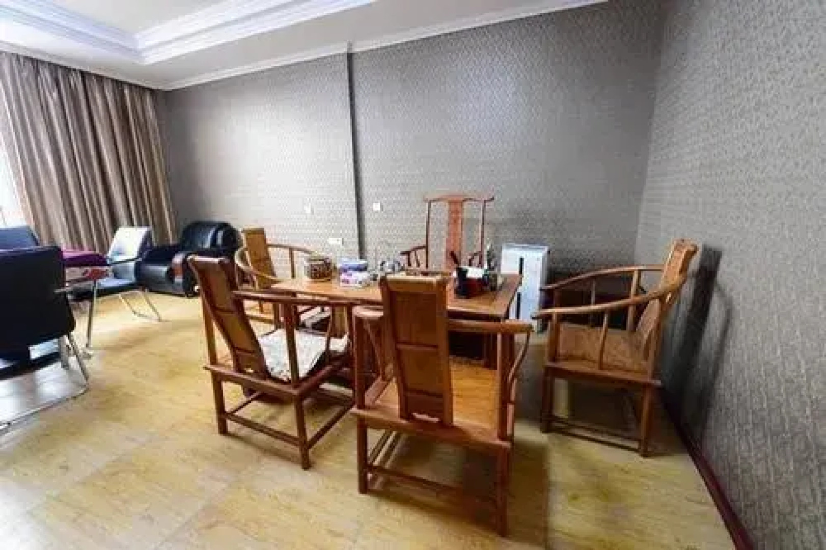 Qingdao Xinshijia Business Hotel