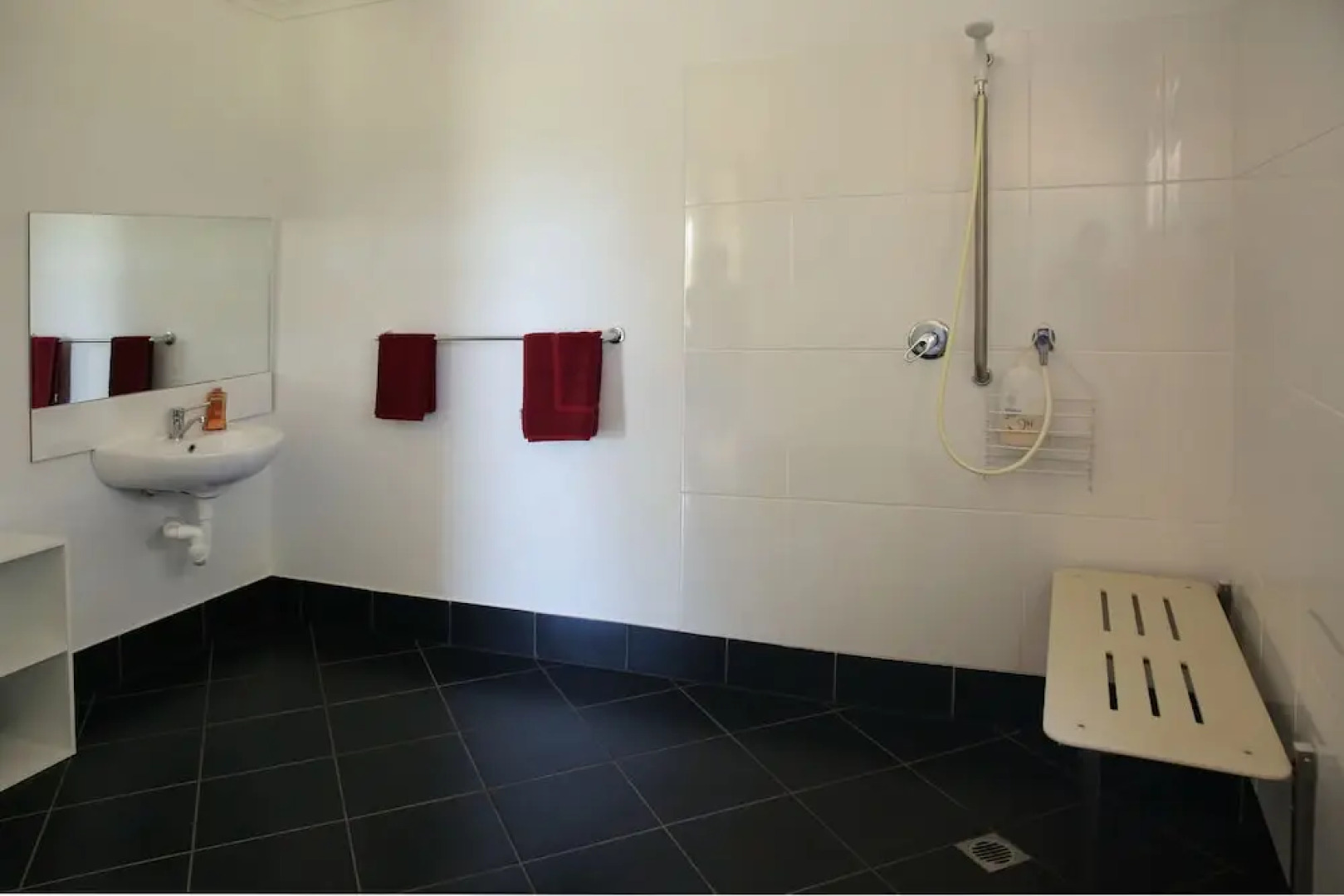 Honeybee Country Accommodation