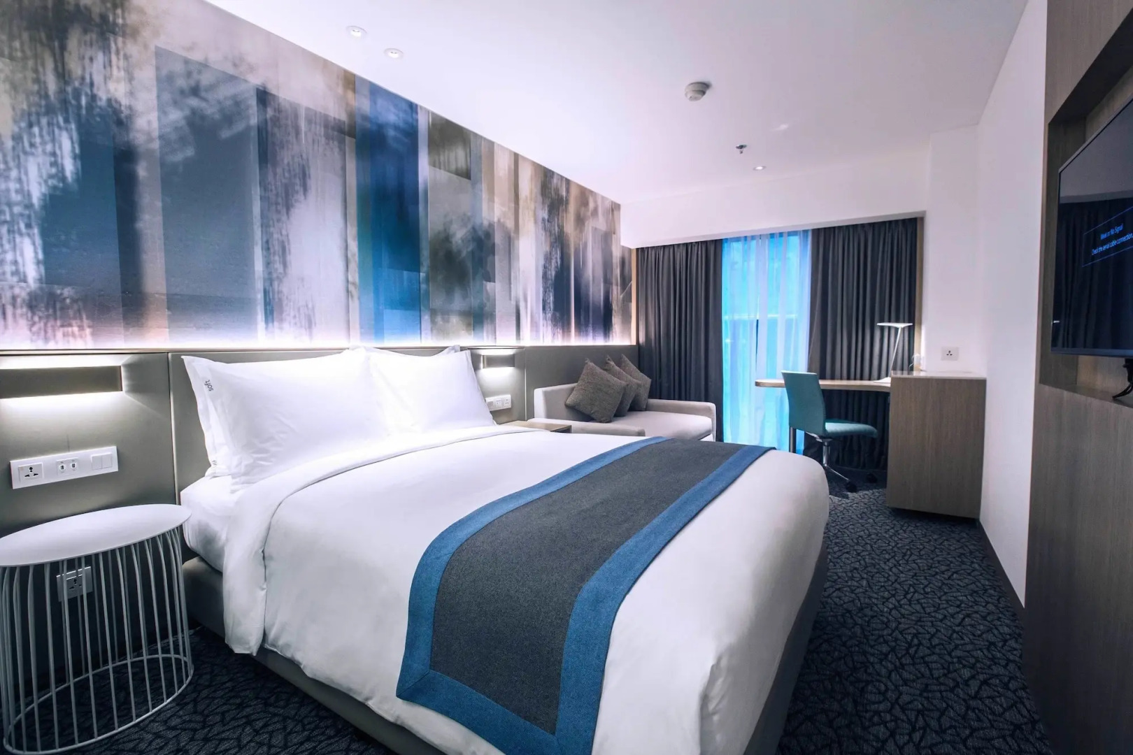 Holiday Inn Express Manila Newport City