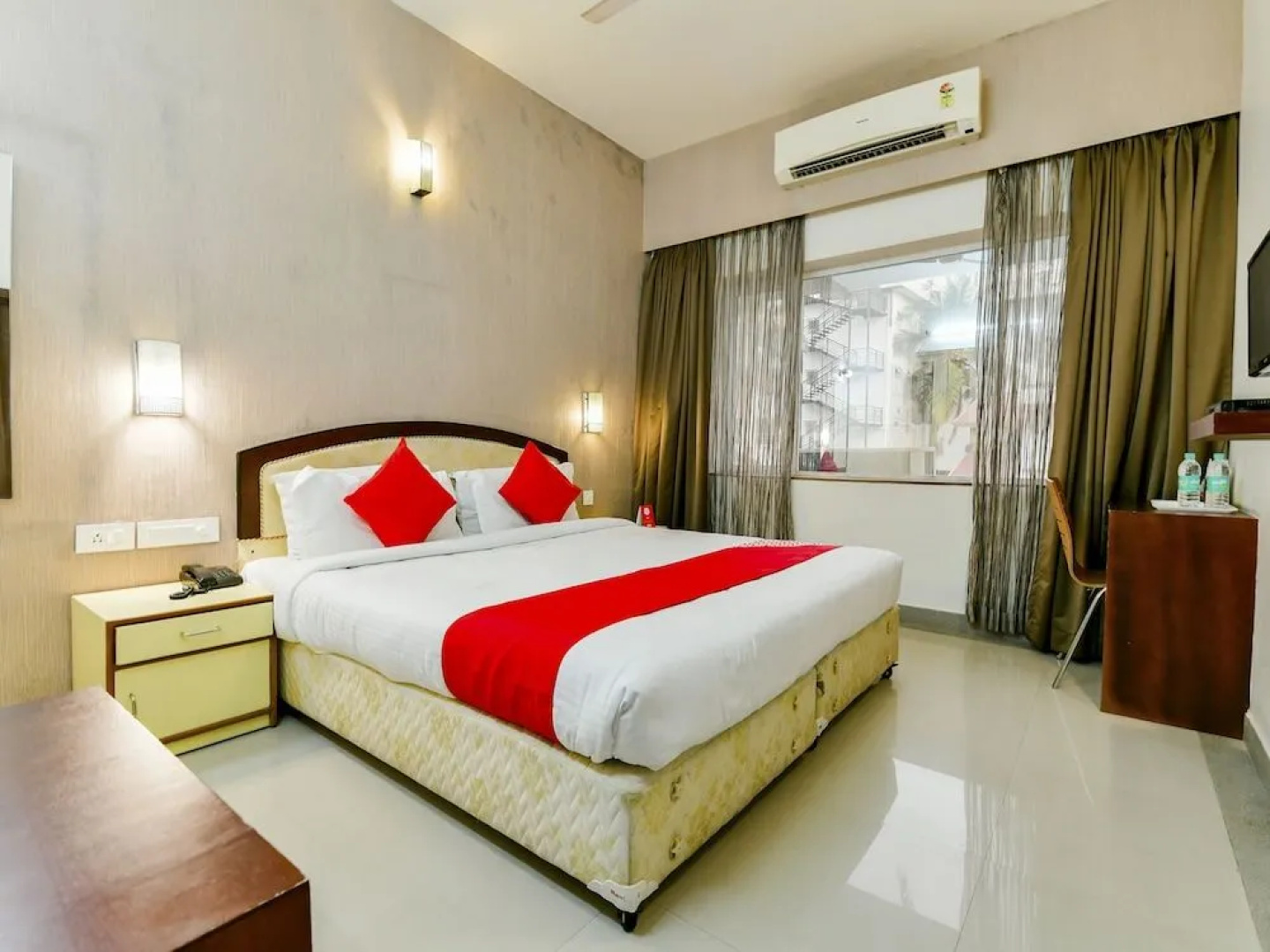OYO 28129 Hotel Mjm International