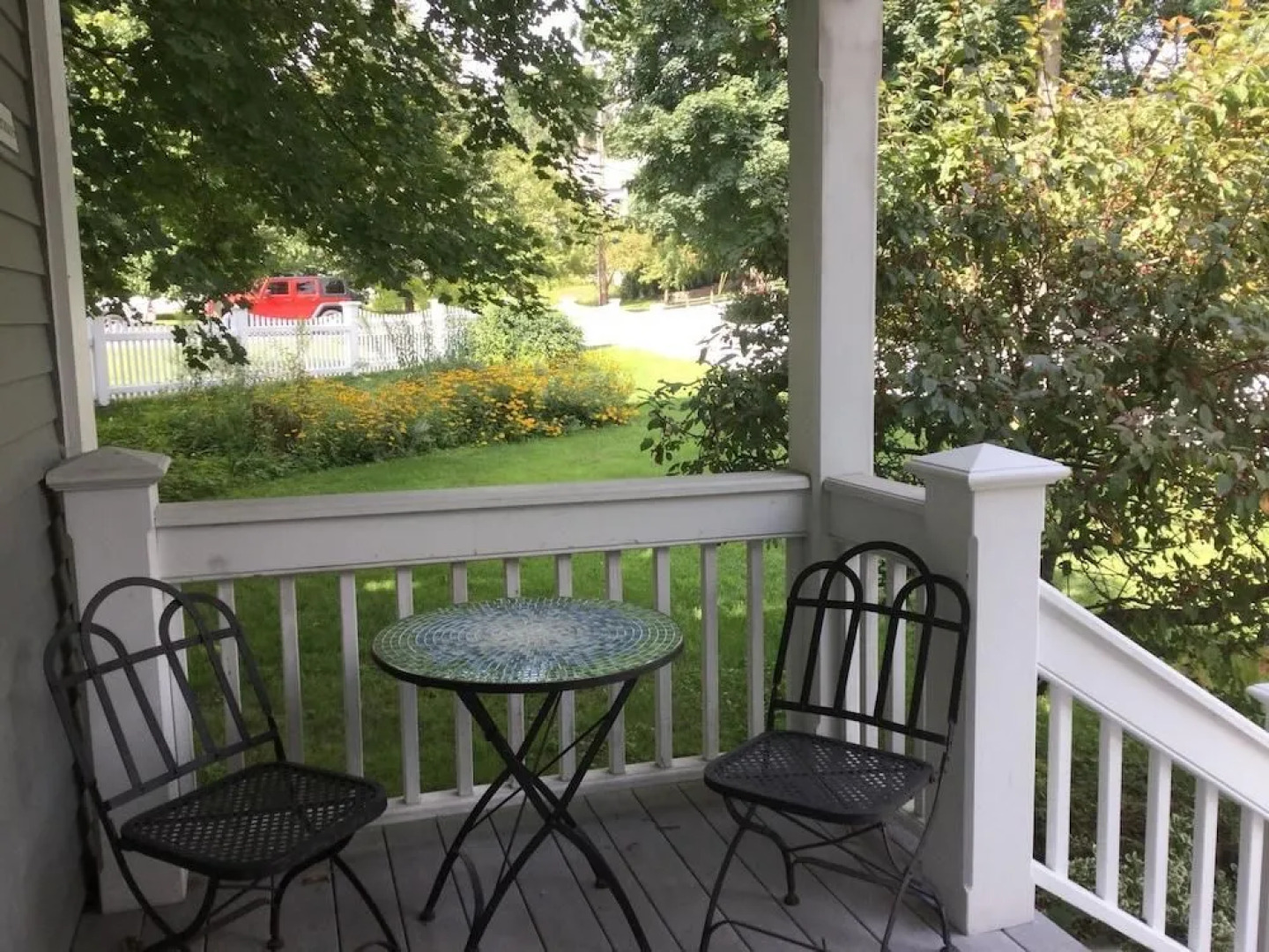 Eddington House Inn - Bed And Breakfast - Adults Only