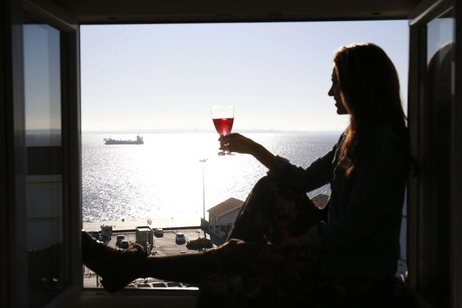 Hello Lisbon Santa Apolónia