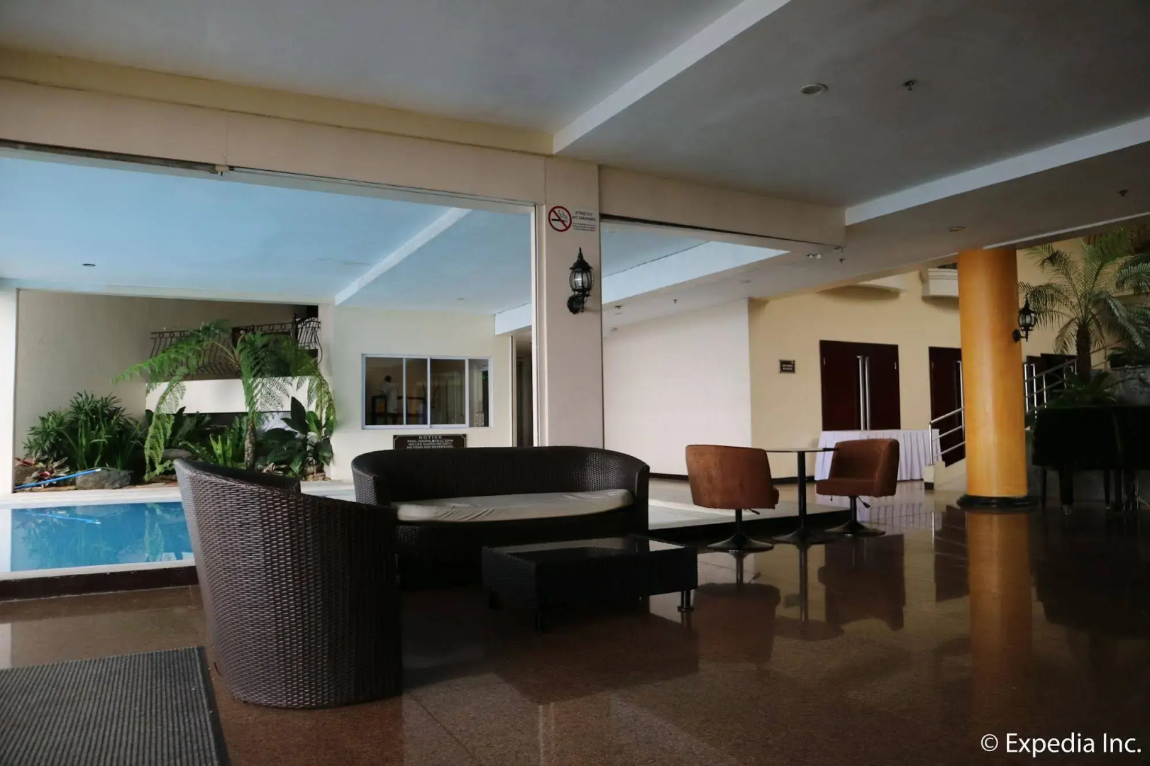 The Lake Hotel Tagaytay