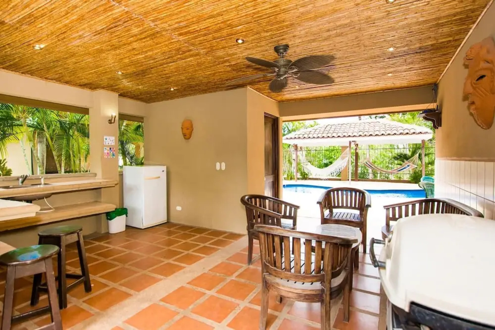 Colorful Condo with a Swimming Pool and Close Proximity to El Coco and the Beach