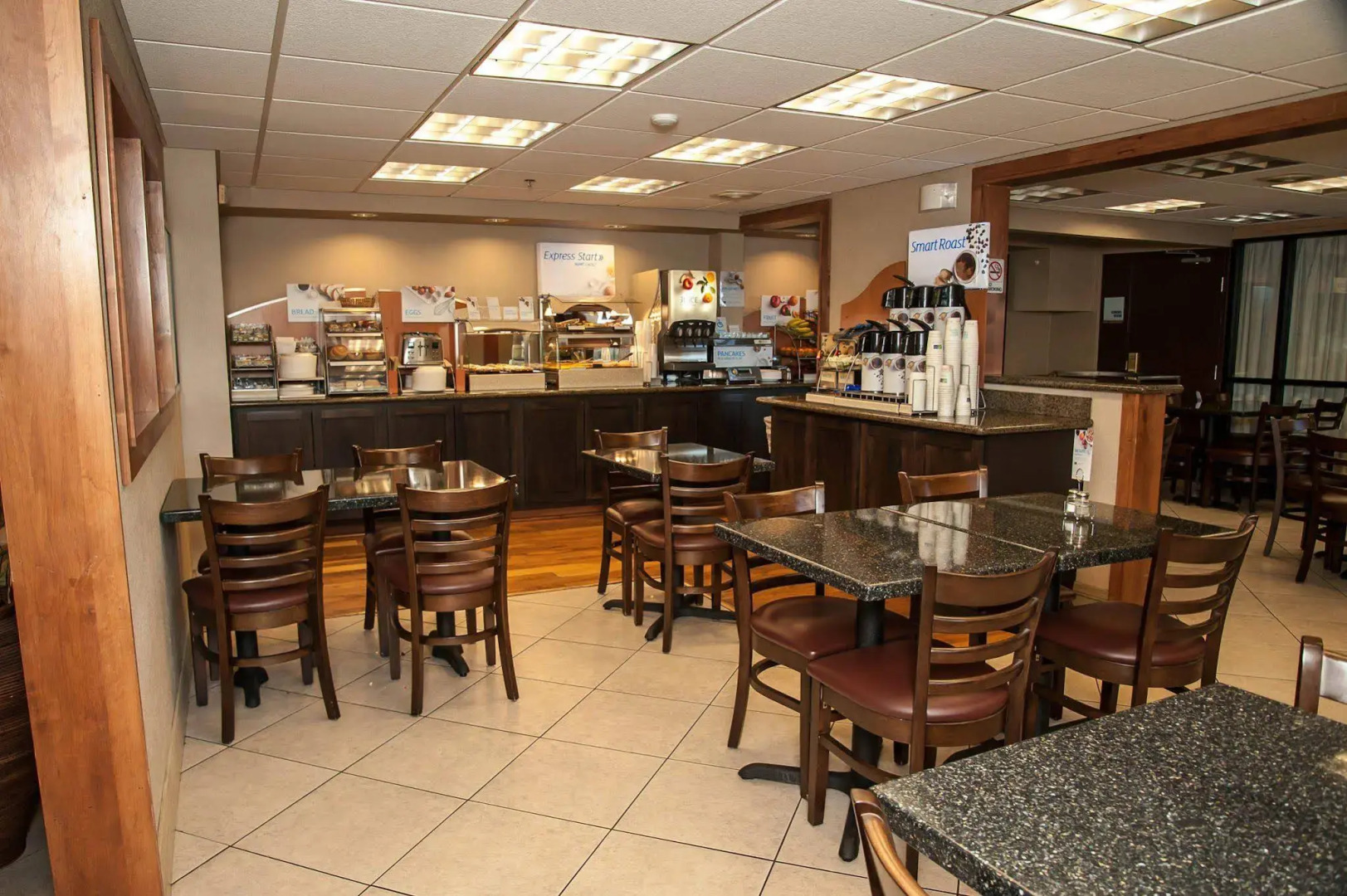 Holiday Inn Express Airport - Tucson by IHG