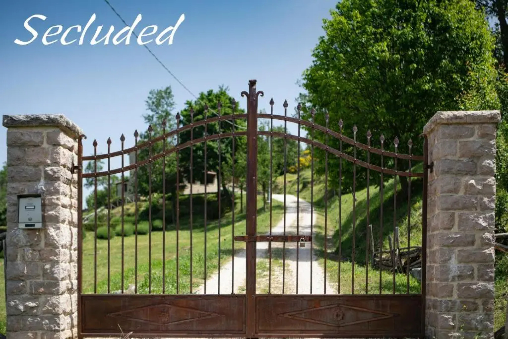 Il Monte Holiday Home