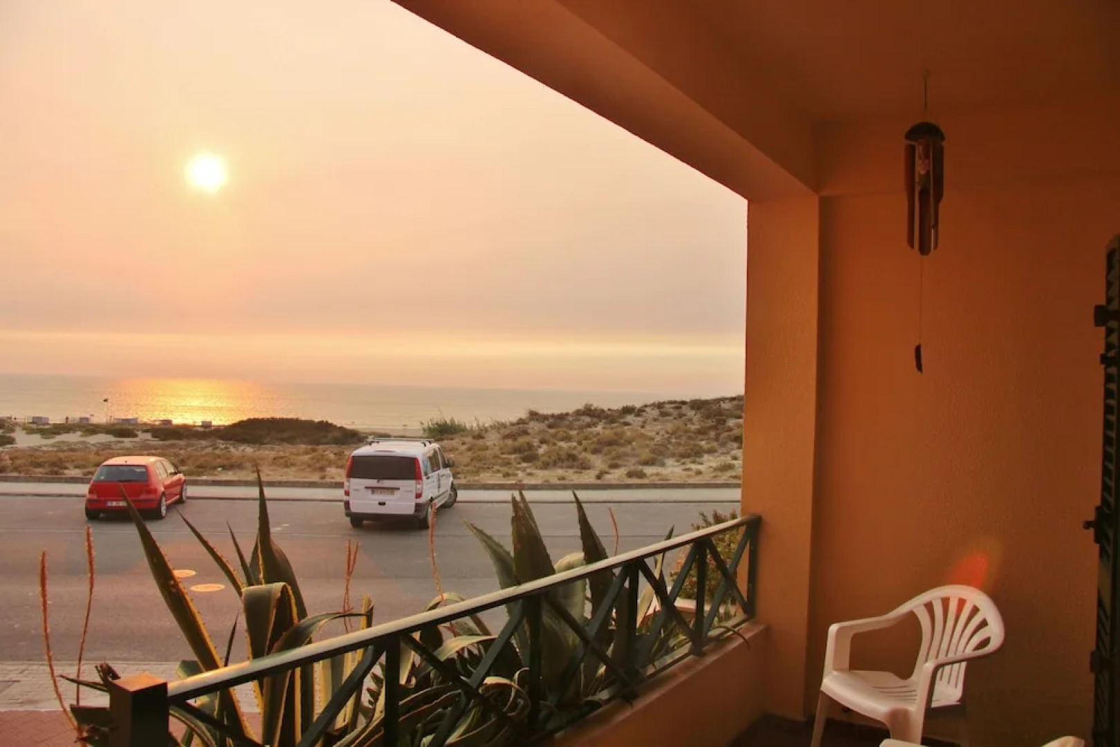 Supertubos Beach Hostel