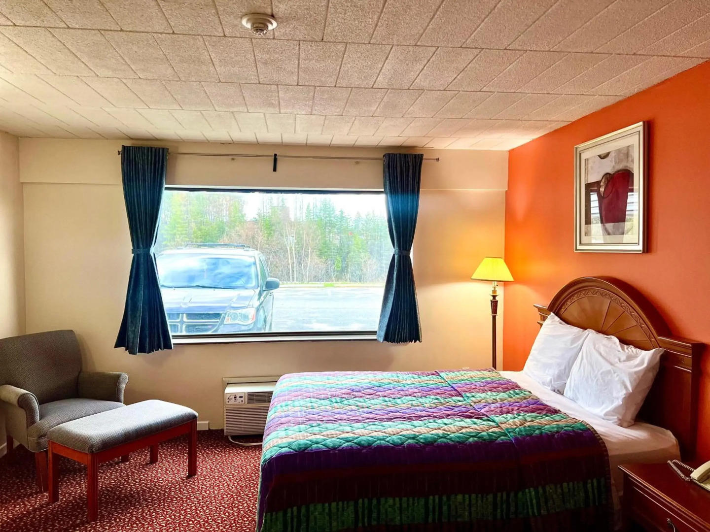 Lively Inn & Suites
