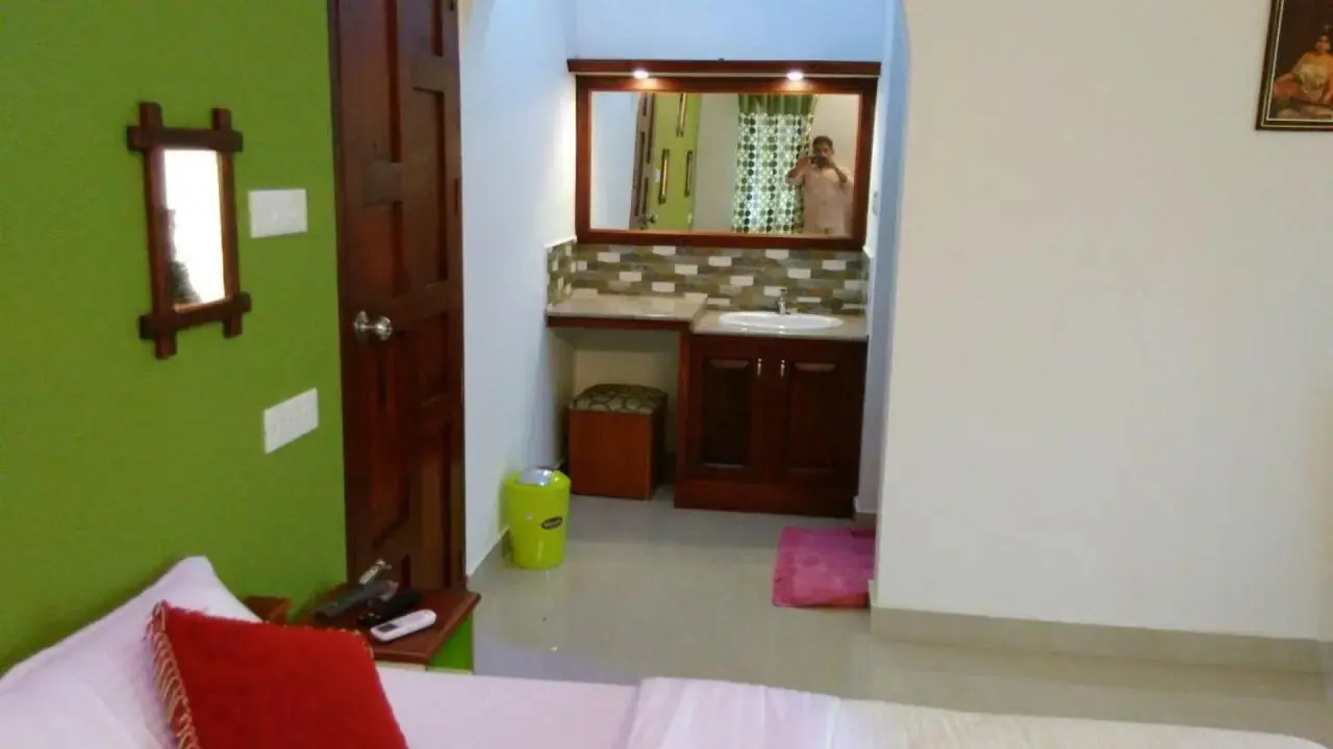 Mango Kerala Houseboats