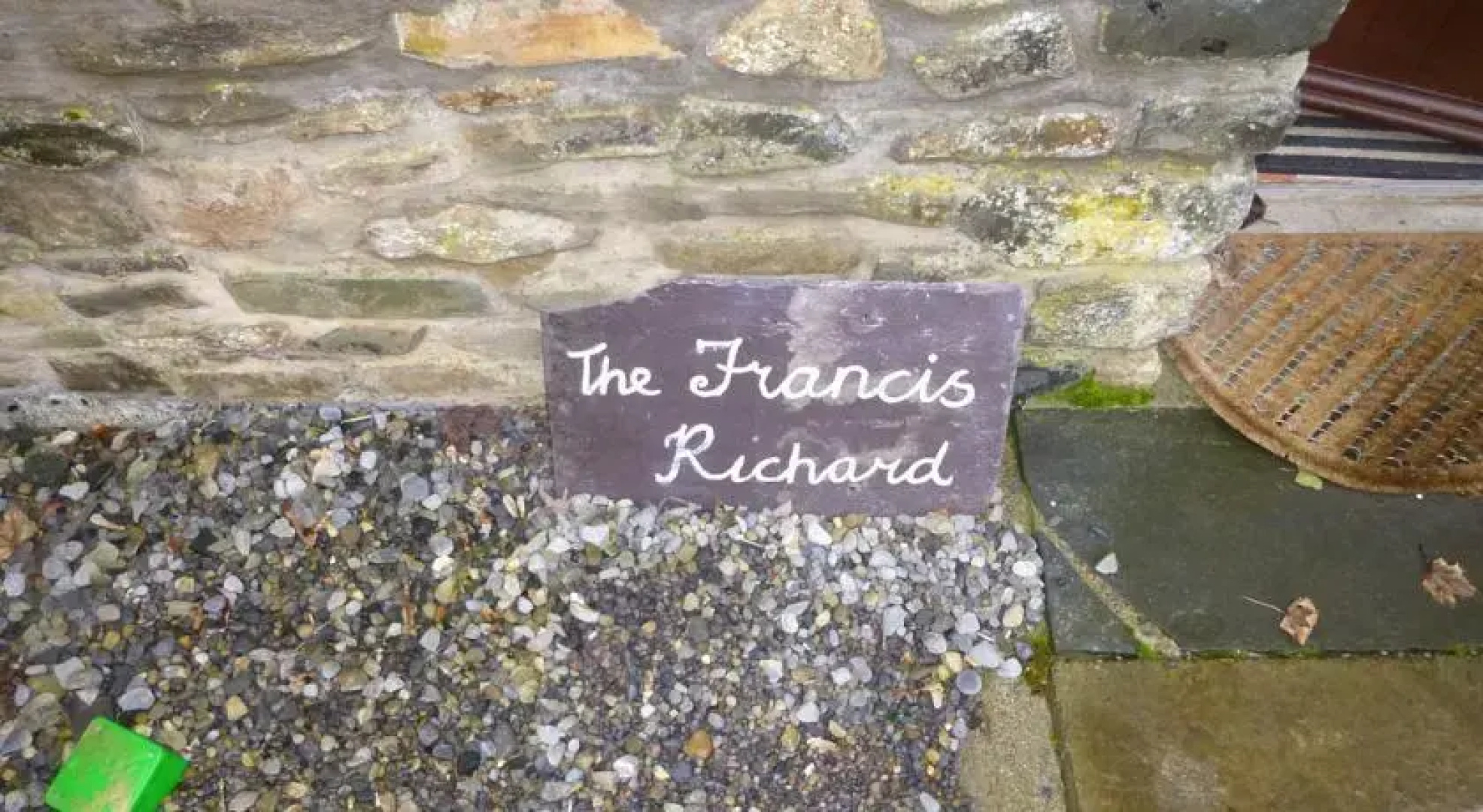 Belan Lodge - Courtyard Accommodation,"The Francis Richard"