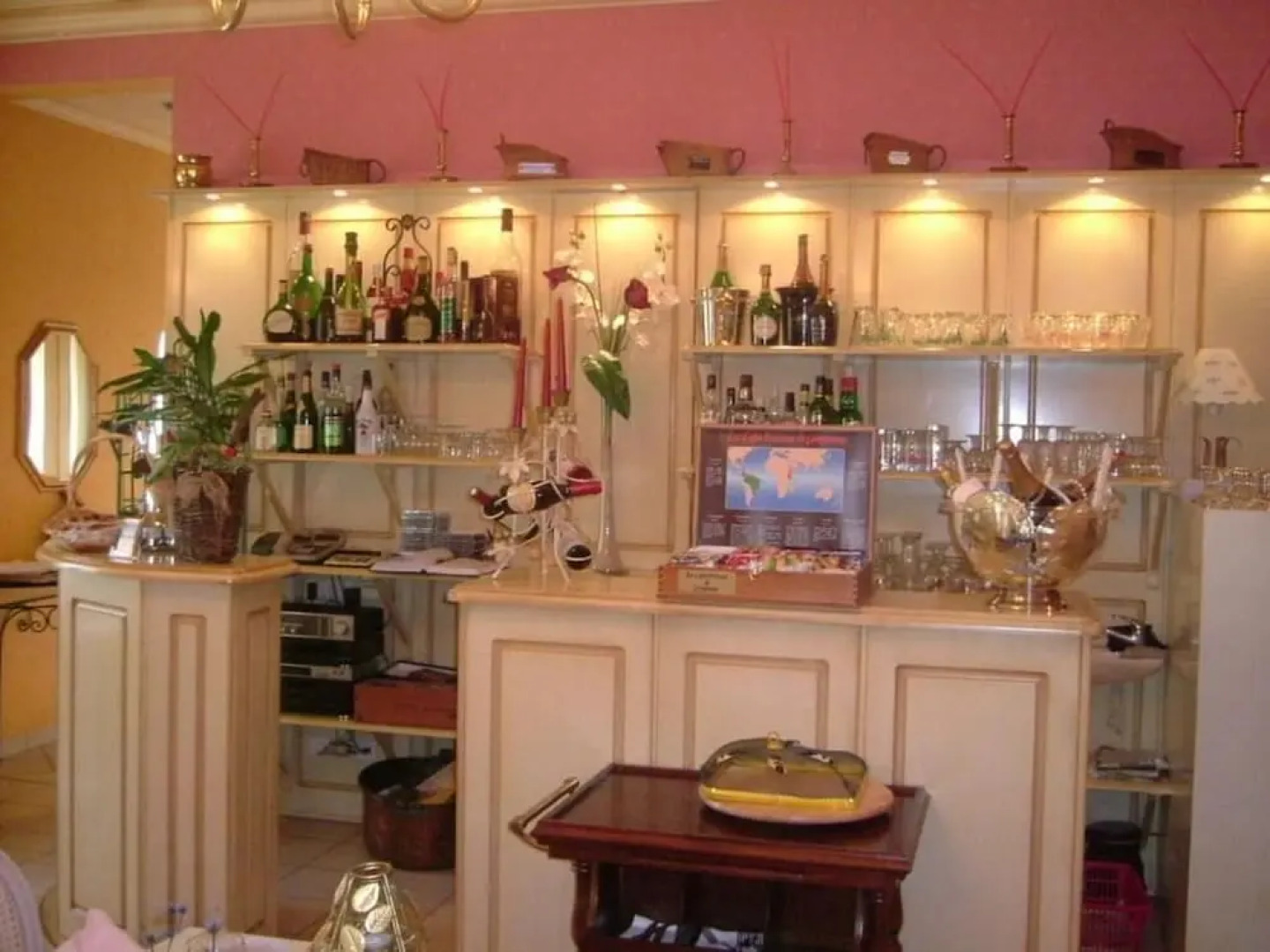 hotel le clos du montvinage