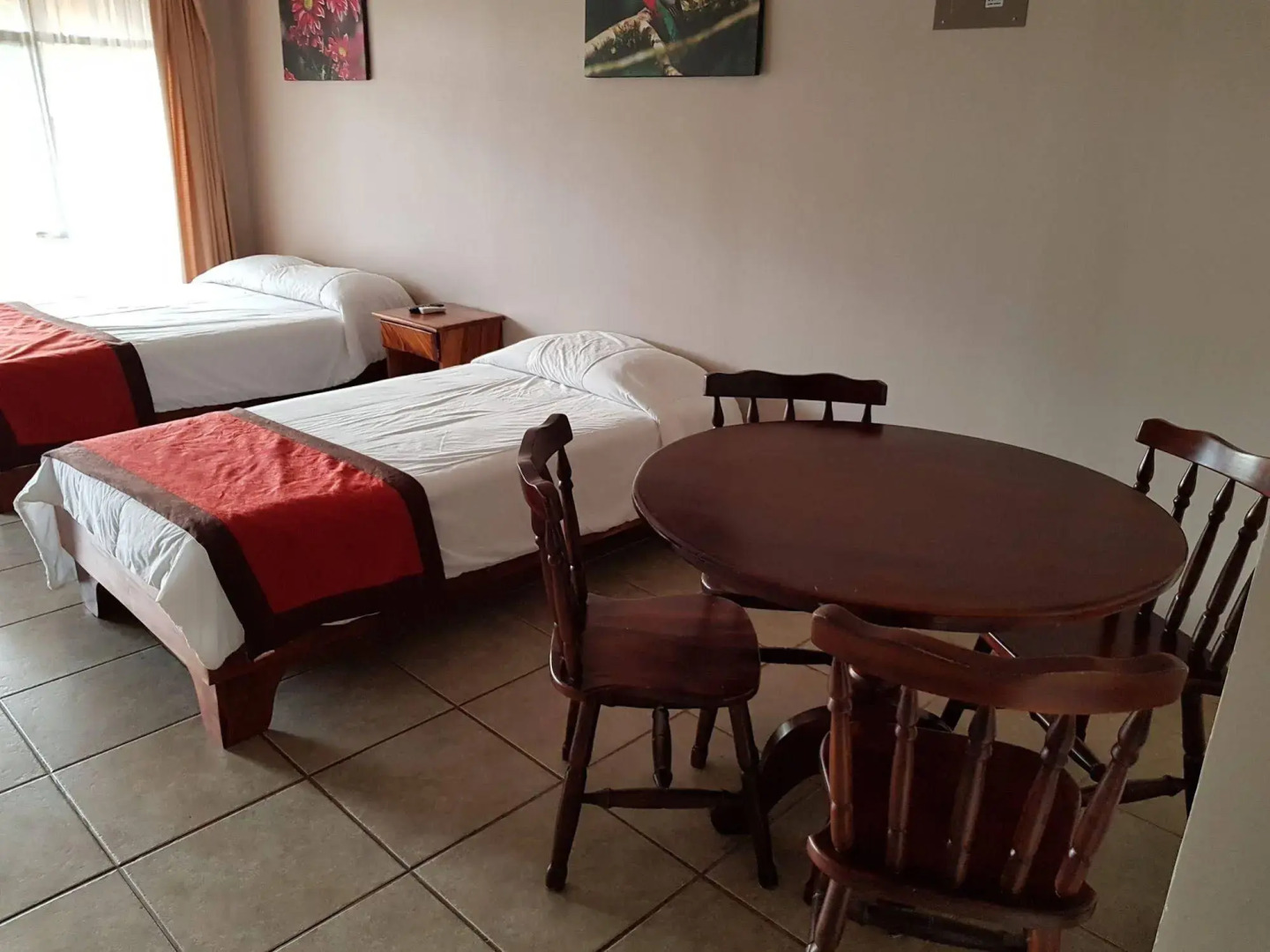 Hotel & Villas Huetares