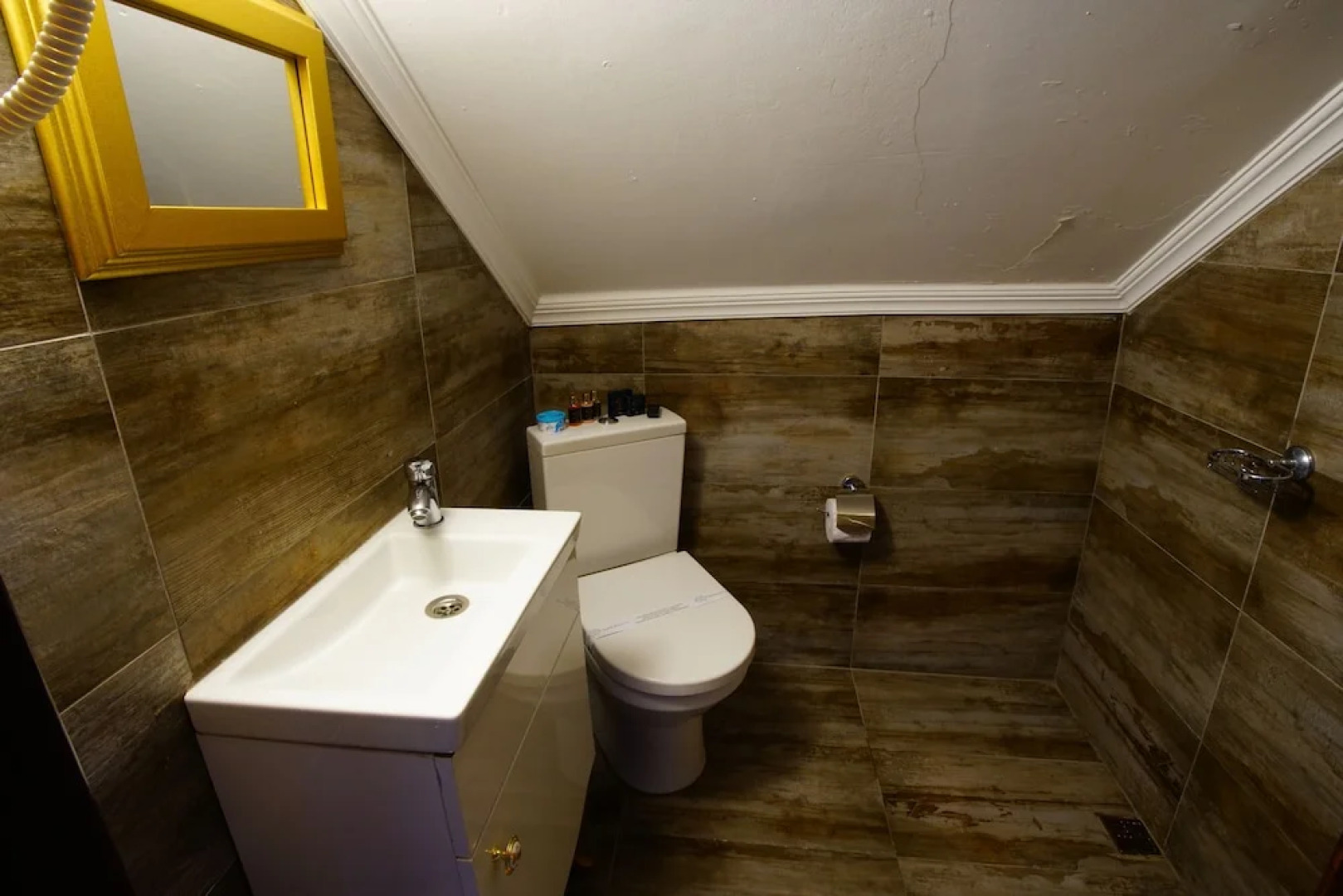 Otel Tahir Aga Konagi