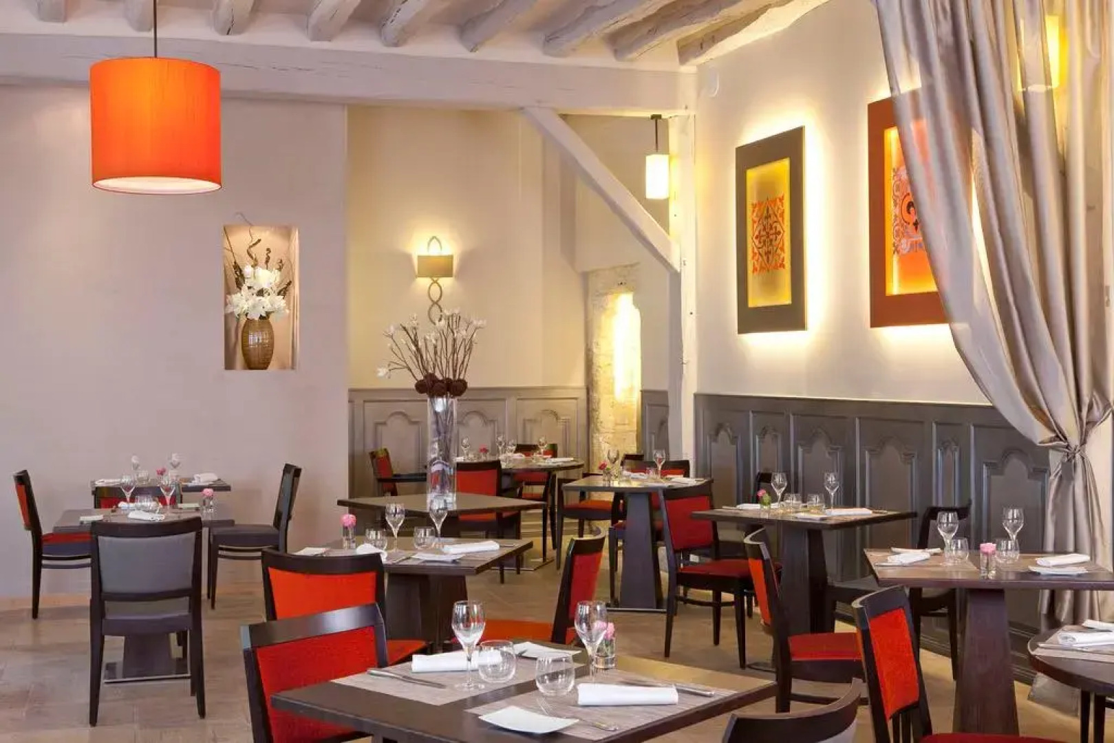 Hôtel Aux Vieux Remparts