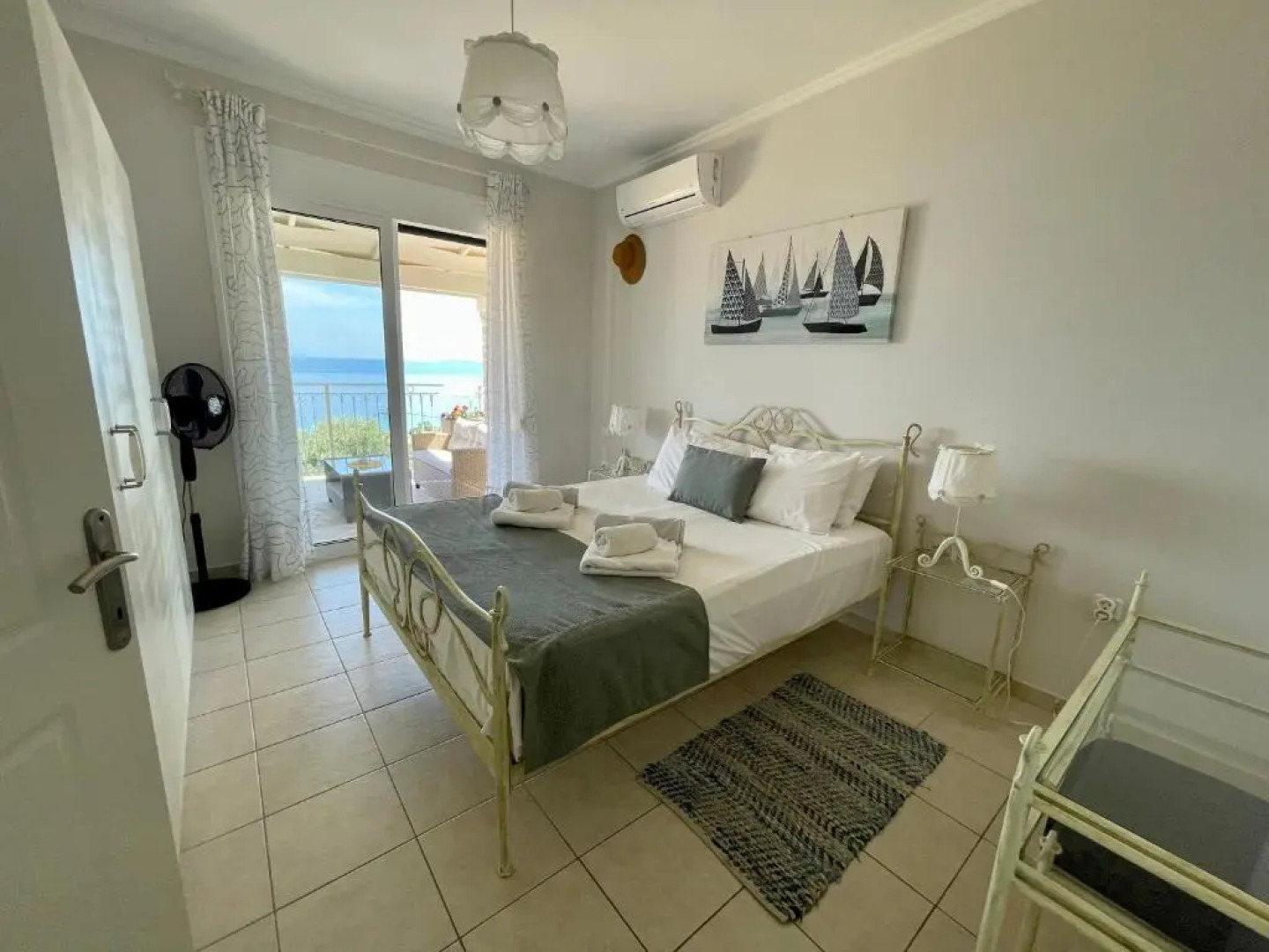 Villa Alemar House with Private pool and Spectacular sea views just 150m to the beach