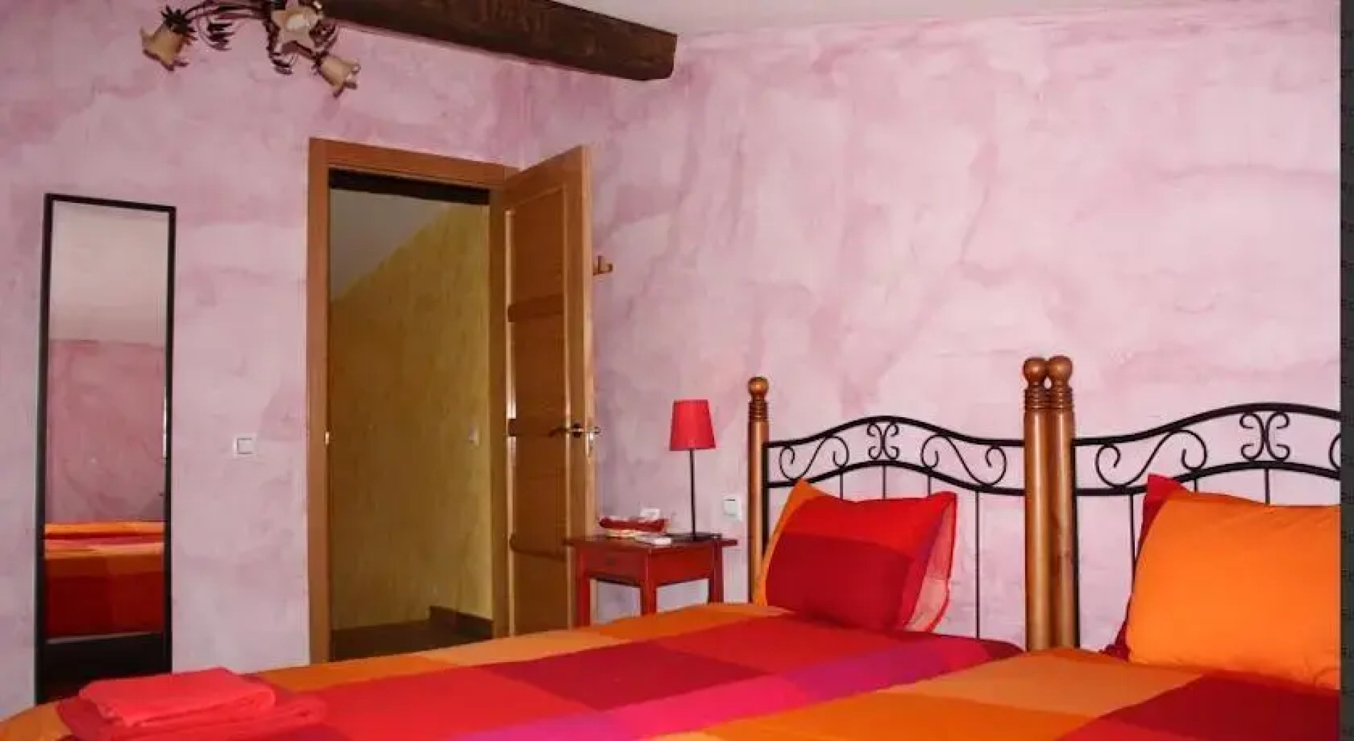 Las Casas De "El Cerrillo" I y II