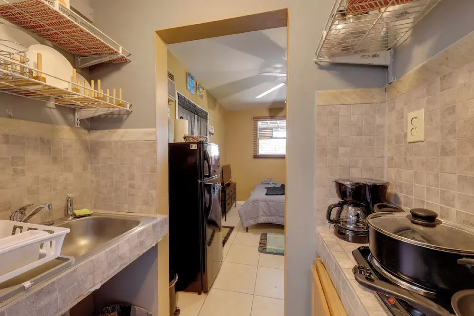 8 Mi to Beach: Pet-friendly Fort Lauderdale Studio