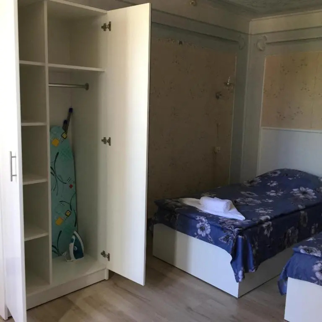 Apple Tree Family Home (ECO)