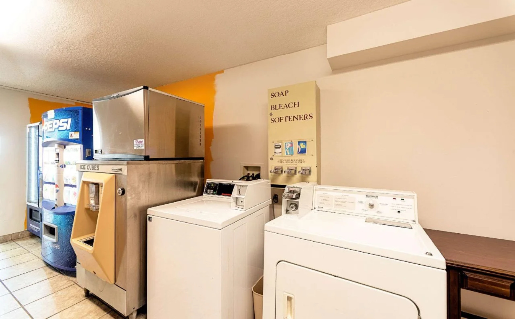 Motel 6 Effingham, IL