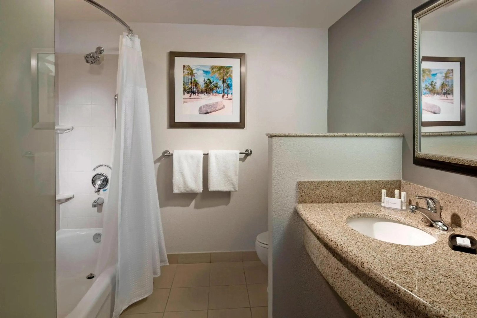Courtyard by Marriott Fort Lauderdale Airport & Cruise Port