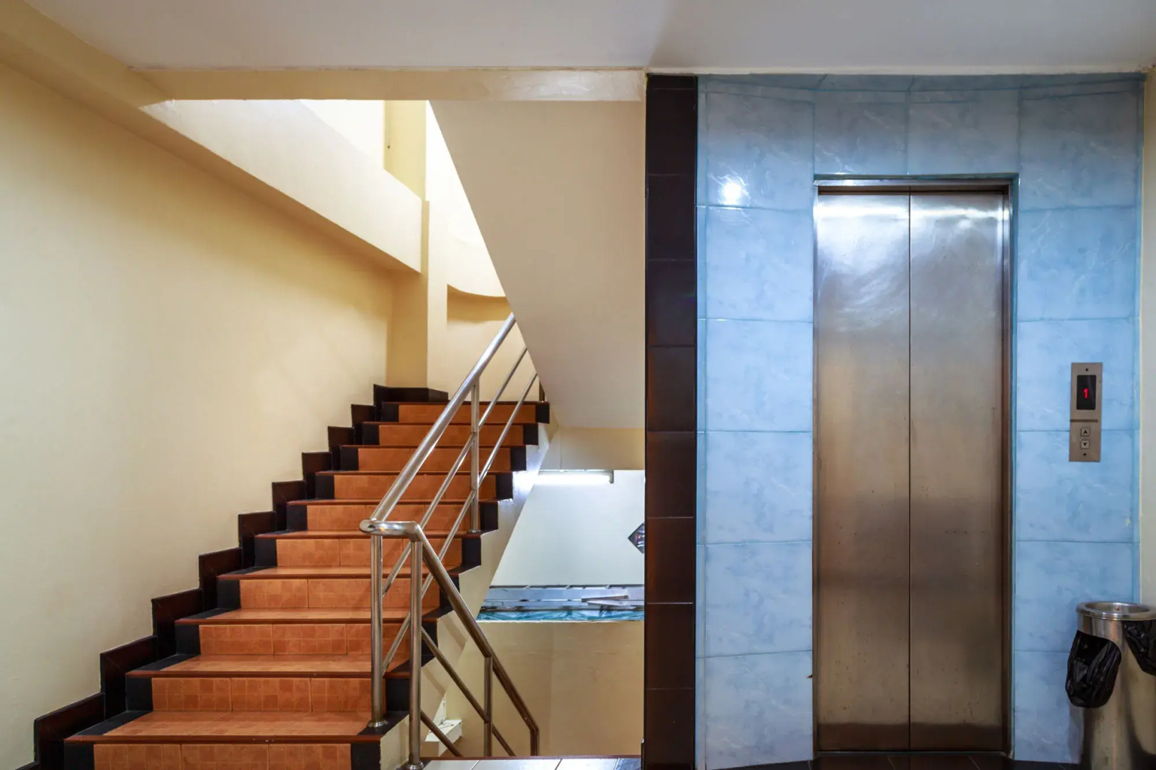 Harrys Hotel, Bar & Restaurant