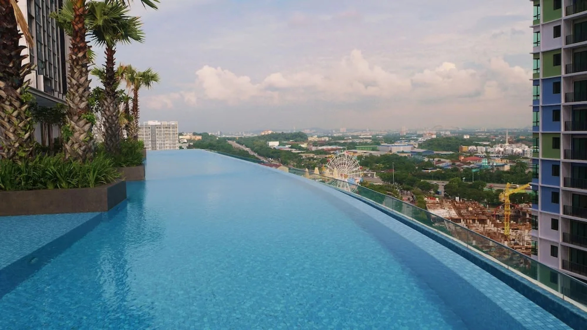 I-City, I-SoHo by HostAssist