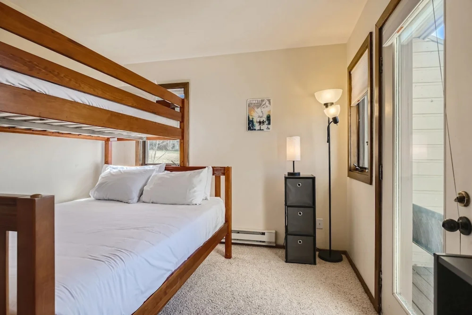 2bedroom+Loft Private Entry, Lake Views, Amazing Location, Near all Ski Resorts 3 Townhouse by RedAwning