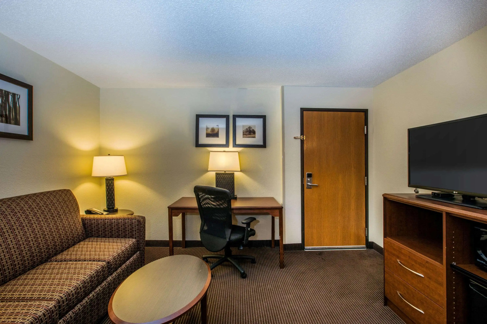 AmericInn by Wyndham Grand Forks