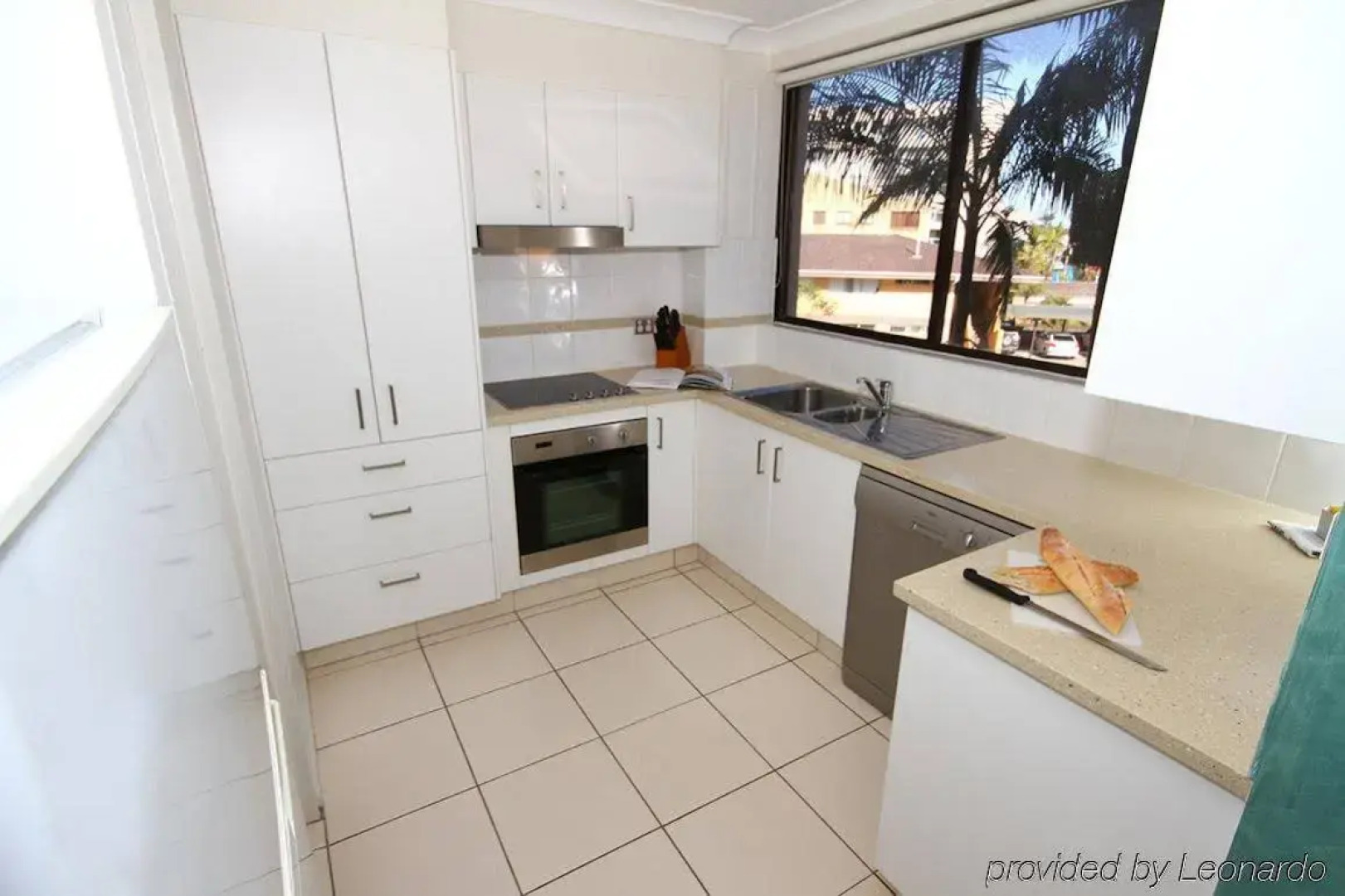 San Simeon Apartments