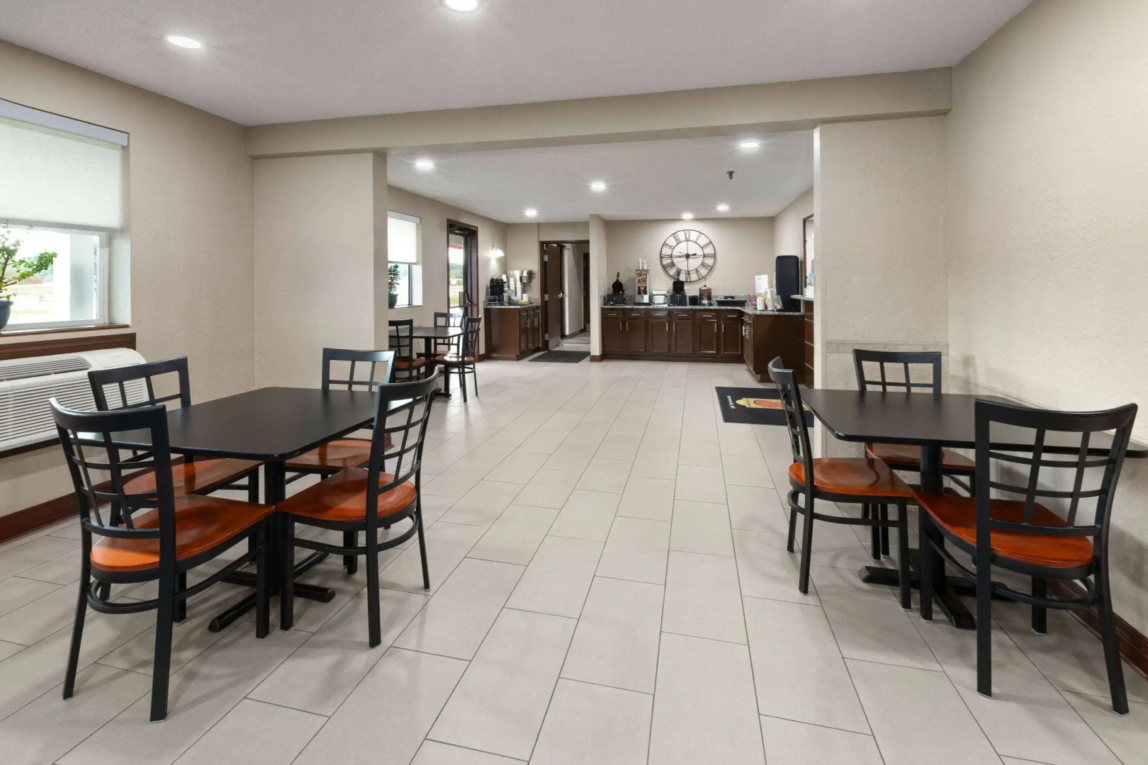 Super 8 by Wyndham Summersville/New River National Park