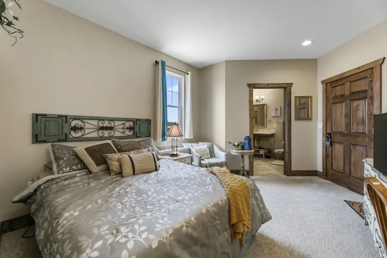 Twisters Bed and Breakfast