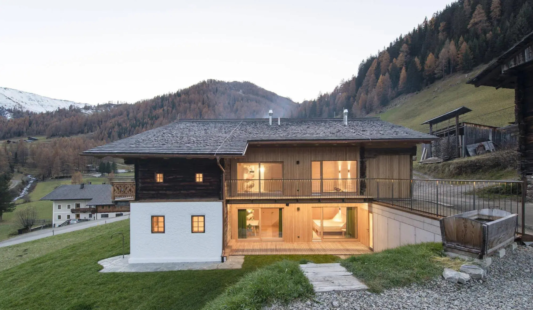 Ferienwohnungen am Berg - Giatla Haus