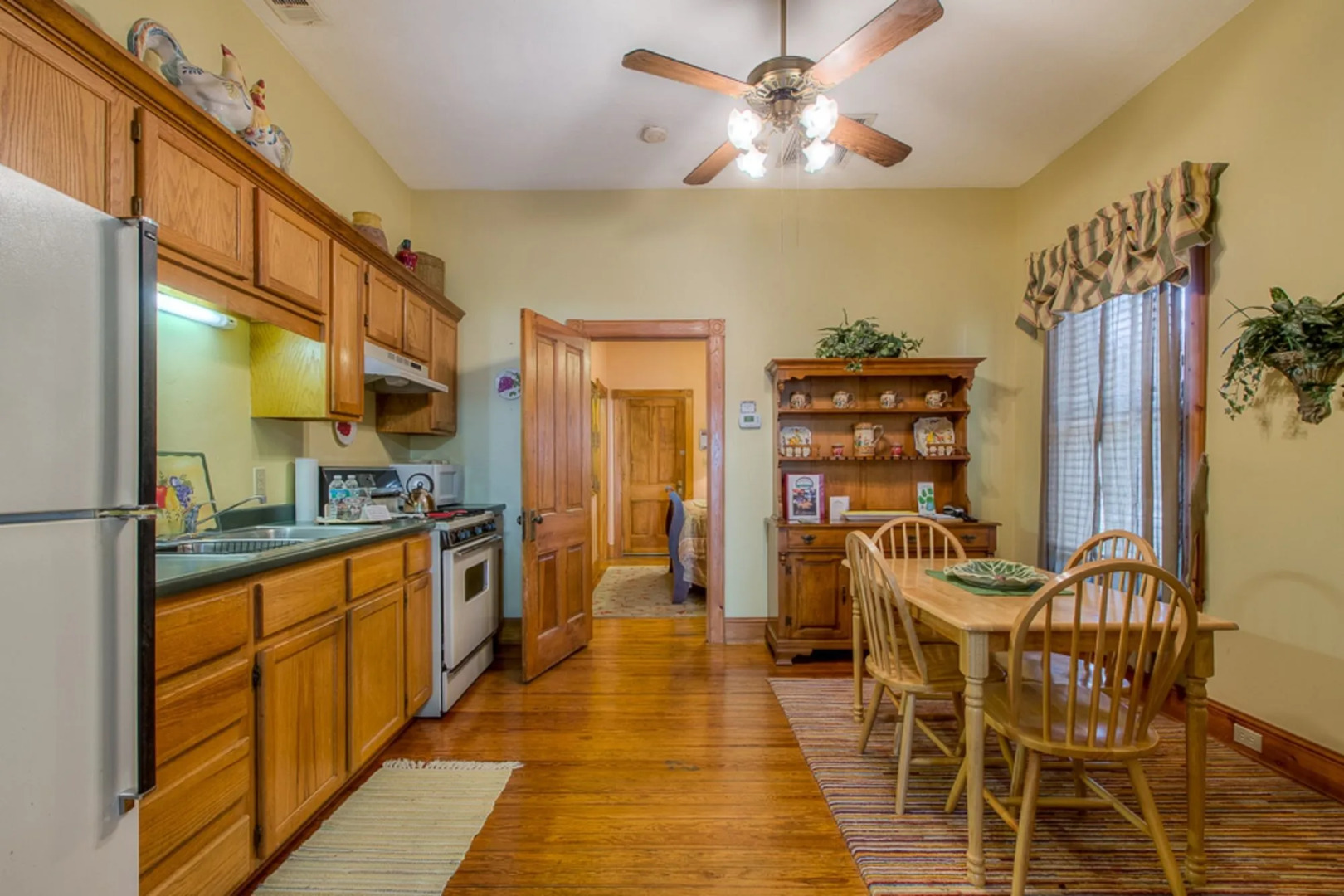 Sweetwater Branch Inn