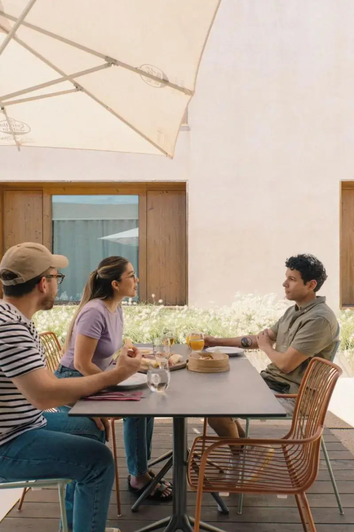 M.Ou.Co Hotel - Stay, Listen & Play