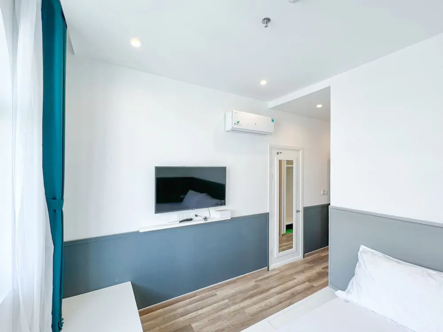 Marina Seaside Boutique Hotel