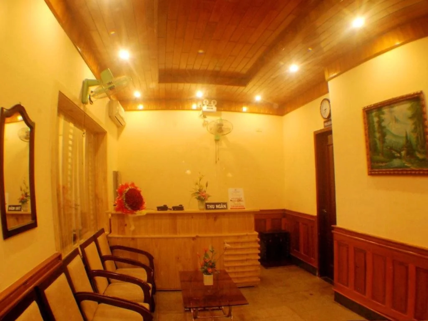 Hung Vuong Hotel