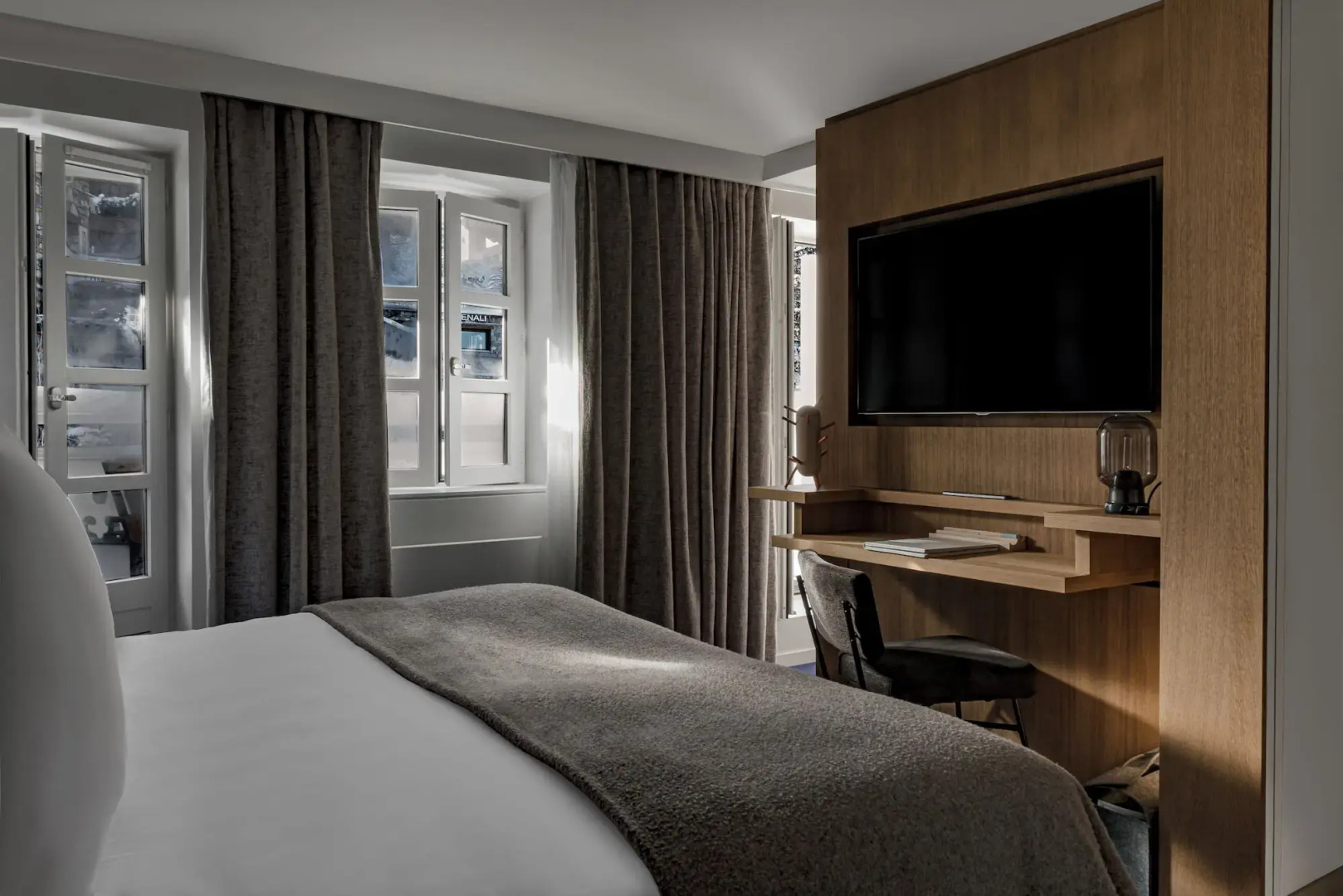 White 1921 Courchevel