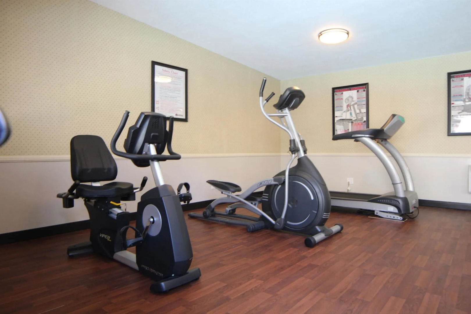 Best Western China Lake Inn